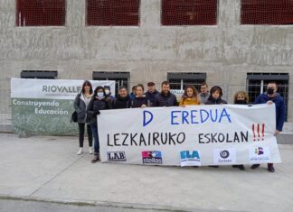 Elkarretaratzea egin dugu Lezkairuko eskola berrian D eredua jar dezaten eskatzeko