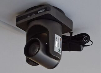 Ikasgeletan kamerak baino, adostutako baliabideak behar direla salatu du LABek