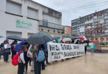 EAEko Irakasleak: LABek Bizarain ikastetxeko hezkuntza komunitatearen borroka babesten du, eta Hezkuntza Sailari HH2ko tutorea berehala esleitzea exijitzen dio