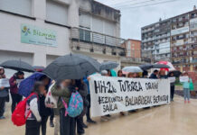 EAEko Irakasleak: LABek Bizarain ikastetxeko hezkuntza komunitatearen borroka babesten du, eta Hezkuntza Sailari HH2ko tutorea berehala esleitzea exijitzen dio
