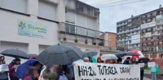 EAEko Irakasleak: LABek Bizarain ikastetxeko hezkuntza komunitatearen borroka babesten du, eta Hezkuntza Sailari HH2ko tutorea berehala esleitzea exijitzen dio